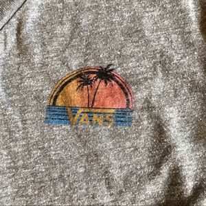 Women’s Medium Vans V neck T-shirt